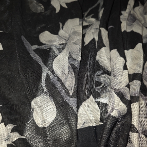 Black Floral Women's Swim Set XXL - Picture 6 of 9